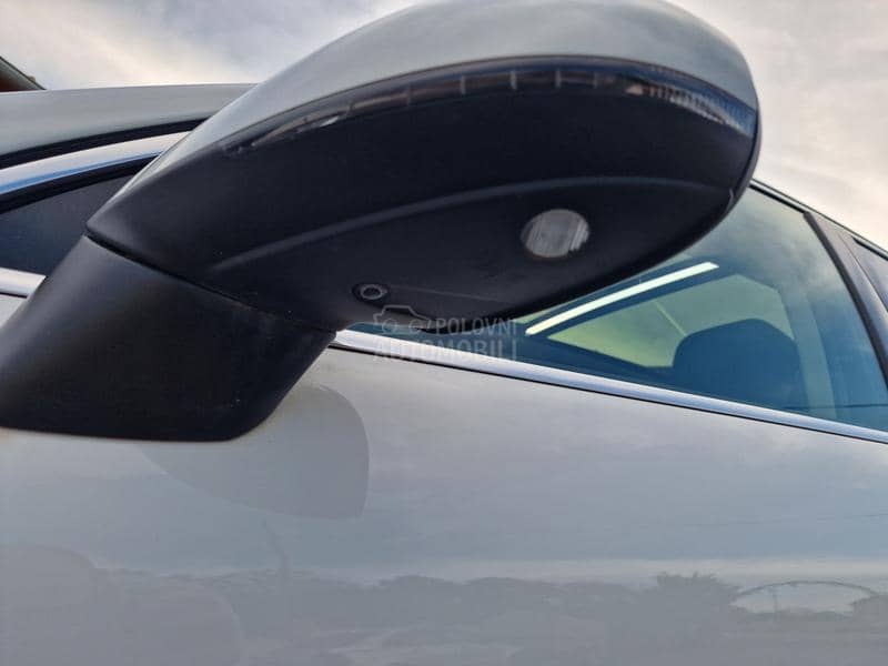 Volkswagen Touareg 3.0TDI DSG AIRMATIC