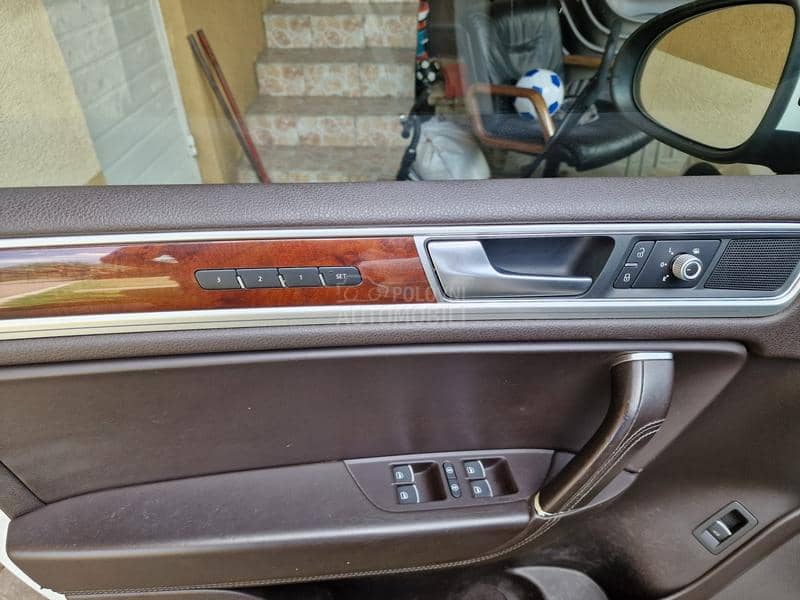 Volkswagen Touareg 3.0TDI DSG AIRMATIC