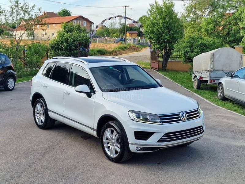 Volkswagen Touareg 3.0TDI DSG AIRMATIC