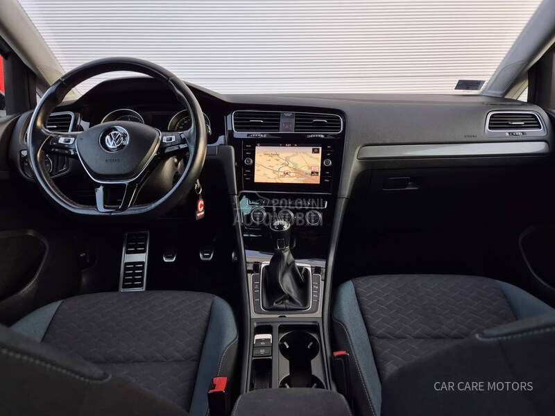 Volkswagen Golf 7 IQ drive 1.6 TDI