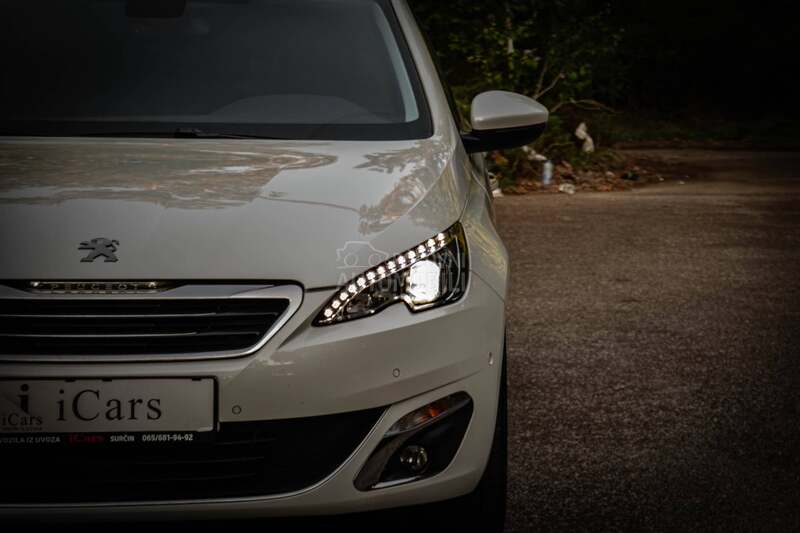 Peugeot 308 KAPARISAN