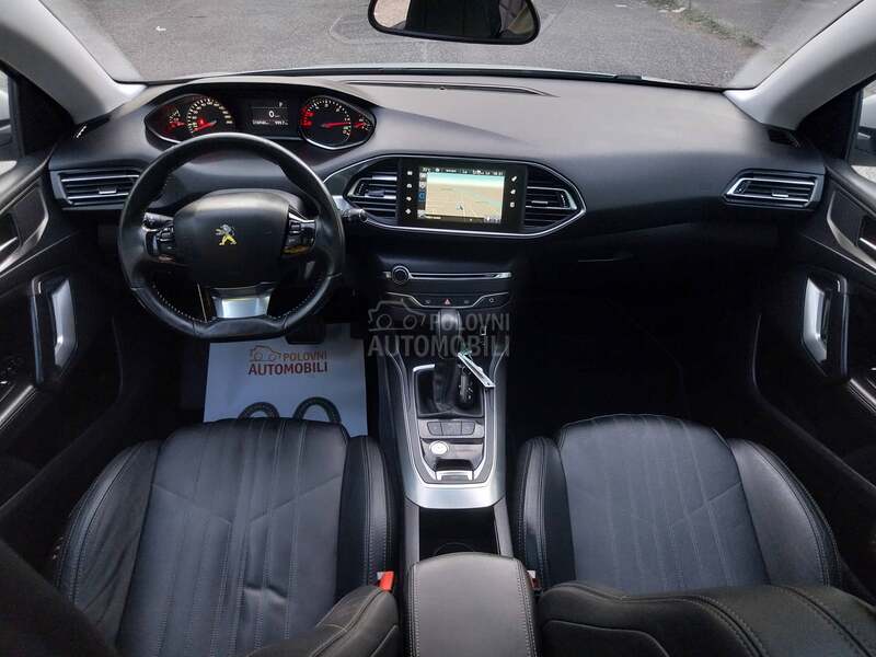 Peugeot 308 KAPARISAN