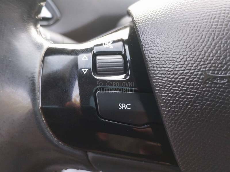 Peugeot 308 KAPARISAN