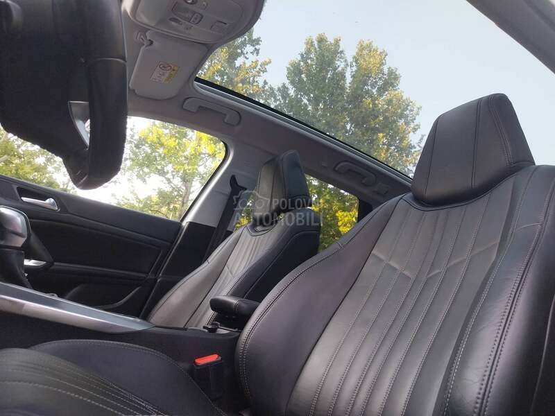 Peugeot 308 KAPARISAN
