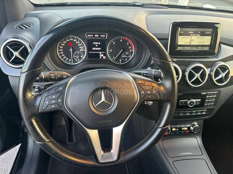 Mercedes Benz B 200 avantgarde pano