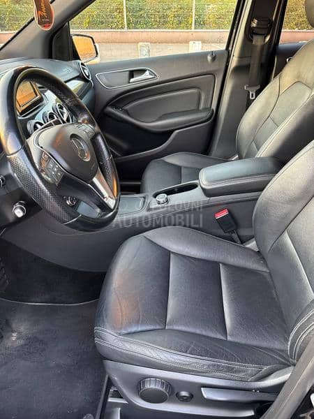 Mercedes Benz B 200 avantgarde pano