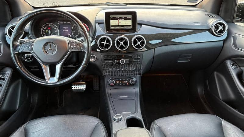 Mercedes Benz B 200 avantgarde pano