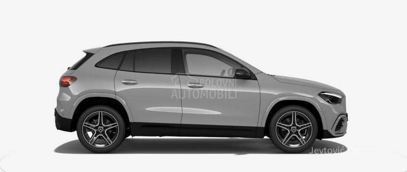 Mercedes Benz GLA 200 AMG
