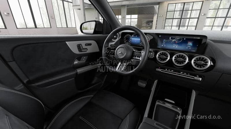 Mercedes Benz GLA 200 AMG