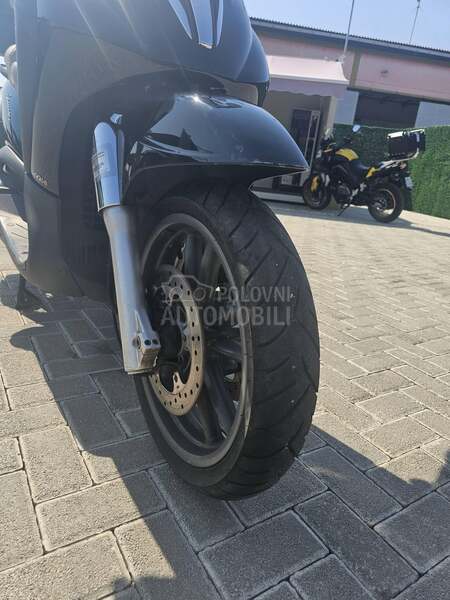 Piaggio Beverly Cruiser 500ie