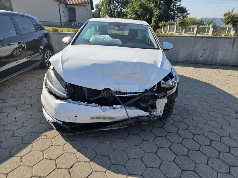 Volkswagen Golf 7 1.4 tsi