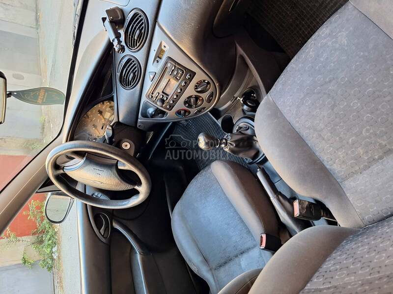 Ford Focus 