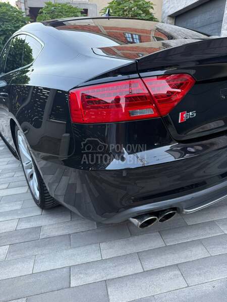 Audi S5 Quattro CH