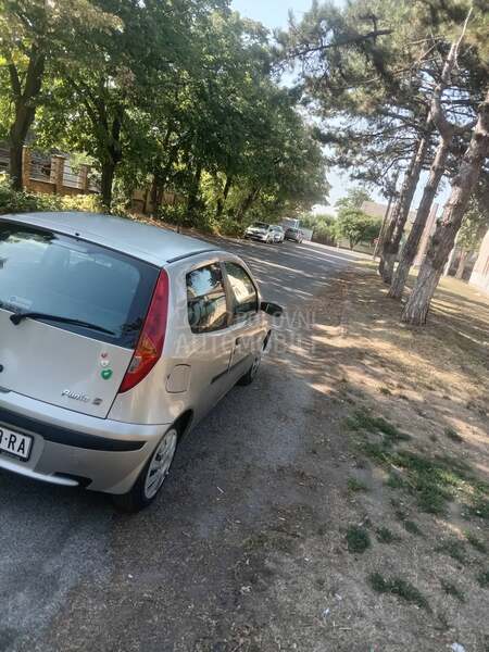 Fiat Punto 1,2b