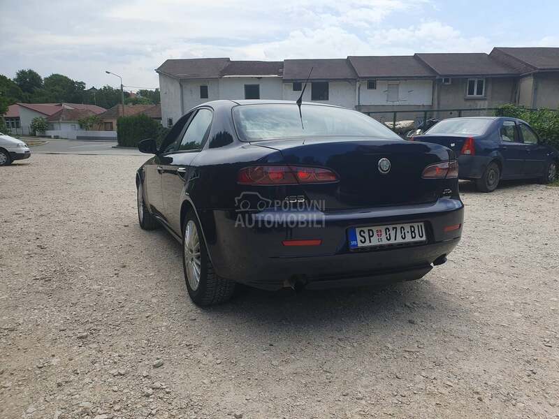 Alfa Romeo 159 