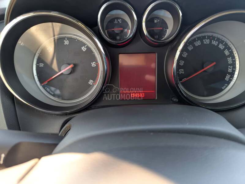Opel Astra J 1.7 CDTI COSMO