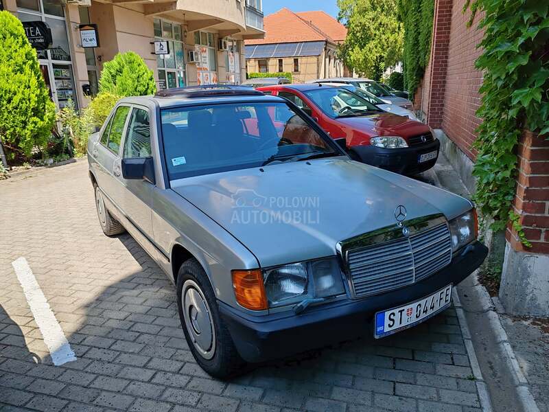 Mercedes Benz 190 