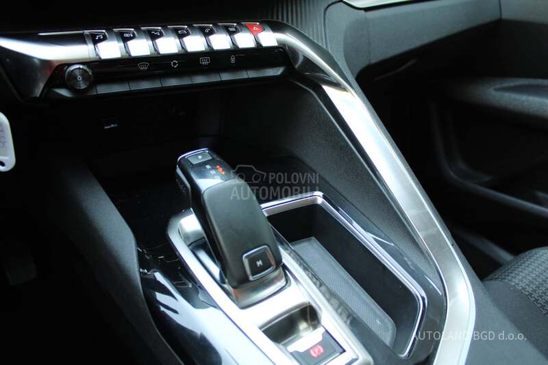 Peugeot 3008 1.5 HDI AUT