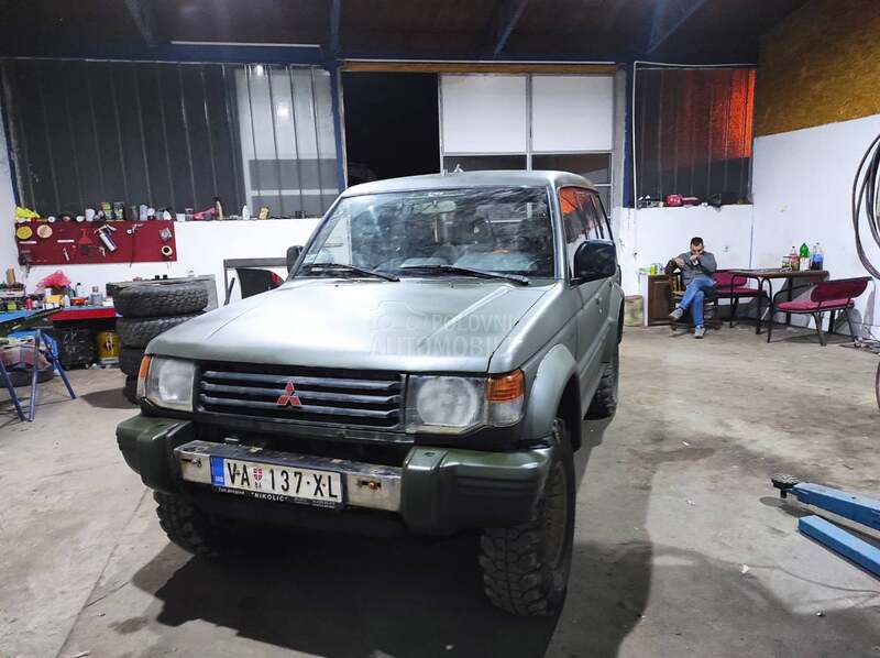 Mitsubishi Pajero 3.0 V 6