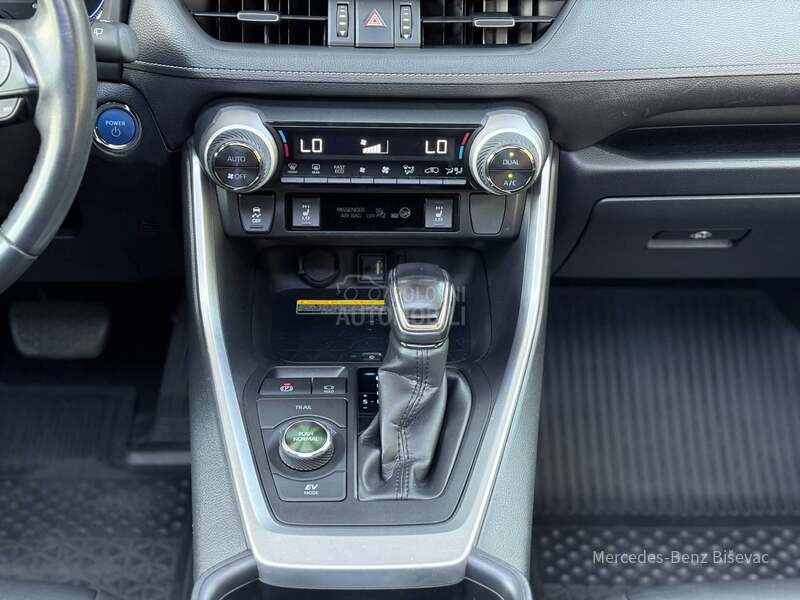 Toyota RAV 4 HYBRID