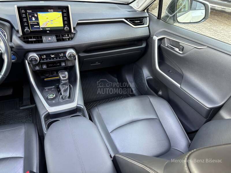 Toyota RAV 4 HYBRID