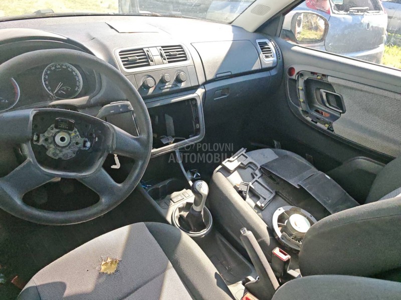 Škoda Fabia 1.2b 2008. god. -  kompletan auto u delovima