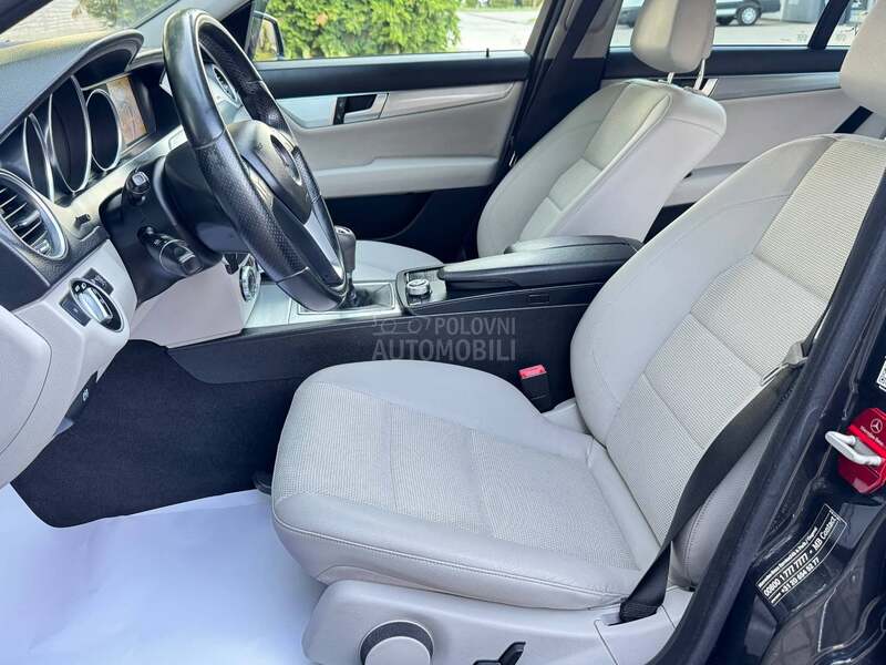 Mercedes Benz C 220 AMG/LED/AVANGARDE