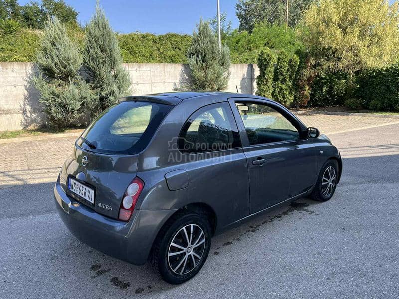Nissan Micra 1.0b 2003. god. -  kompletan auto u delovima