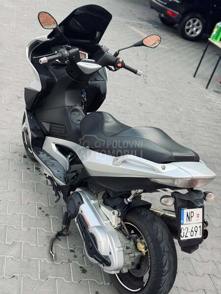 Gilera Nexus 500