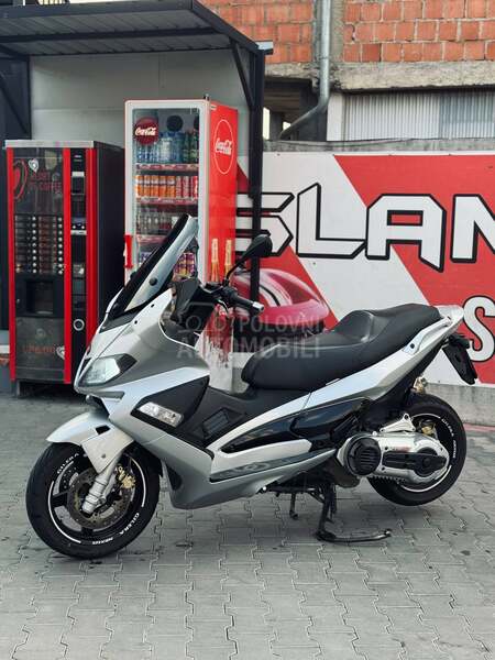 Gilera Nexus 500