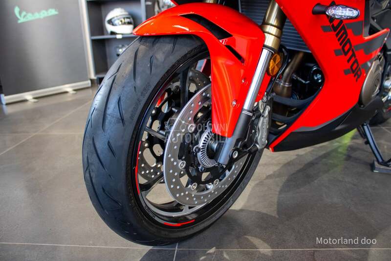 QJMOTOR SRK 600 RS A2