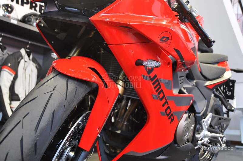 QJMOTOR SRK 600 RS A2