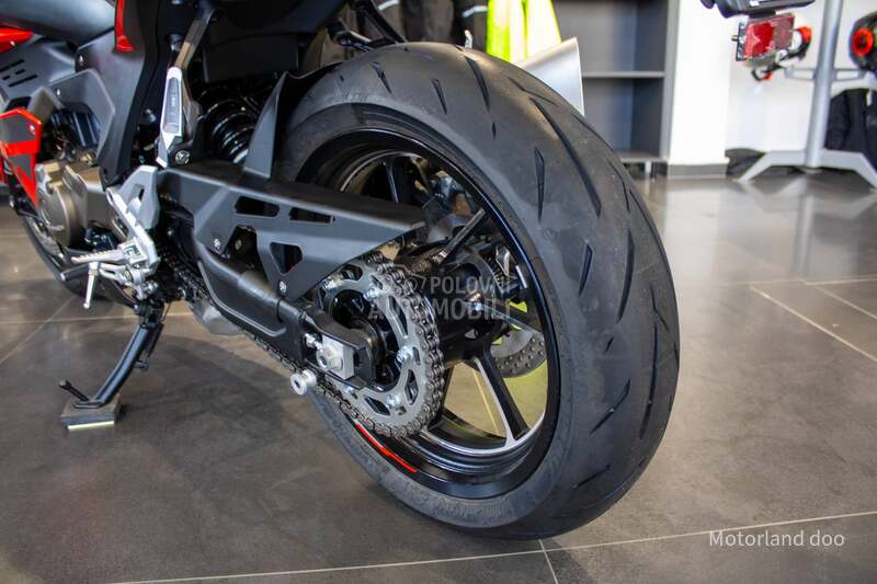 QJMOTOR SRK 600 RS A2