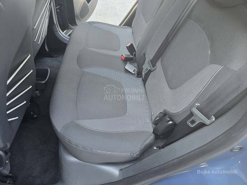 Renault Captur 1.5DCI INTENSE