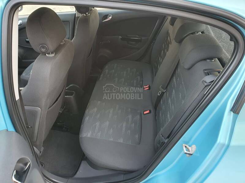 Opel Corsa D 1.2 NOVA