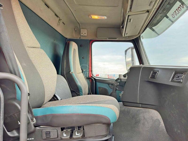 Volvo FM 370 8x4