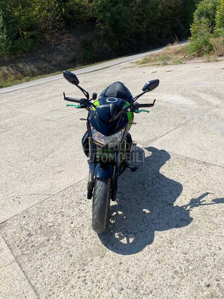 Kawasaki Z750