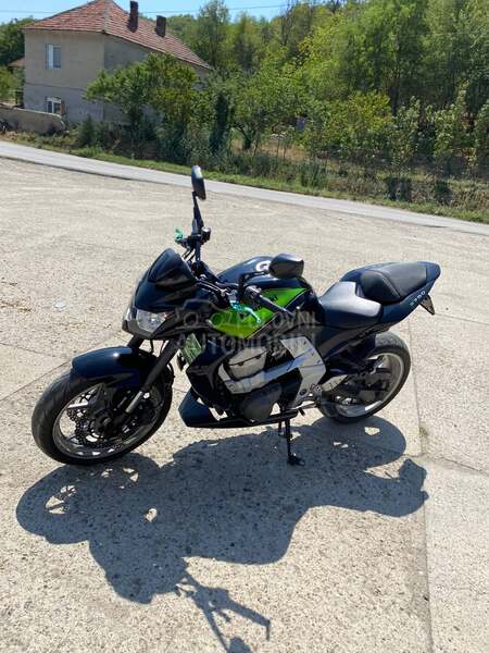 Kawasaki Z750