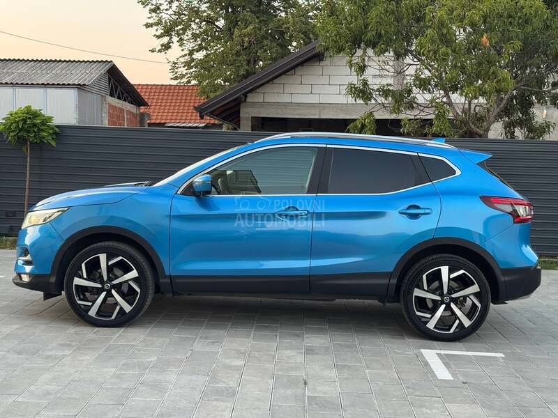 Nissan Qashqai 1.3 DIG-T tekna DCT