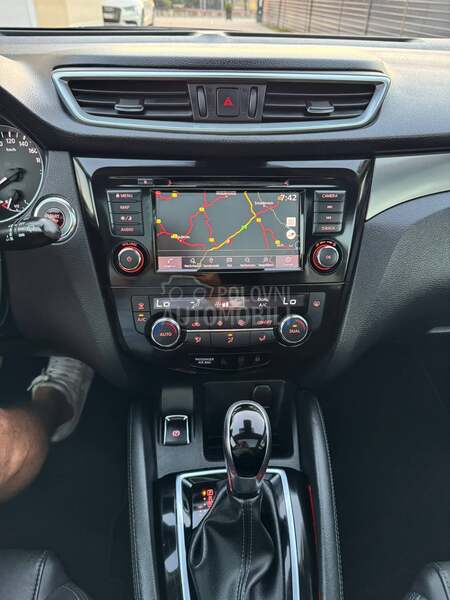 Nissan Qashqai 1.3 DIG-T tekna DCT