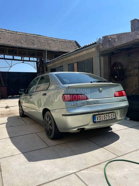 Alfa Romeo 146 