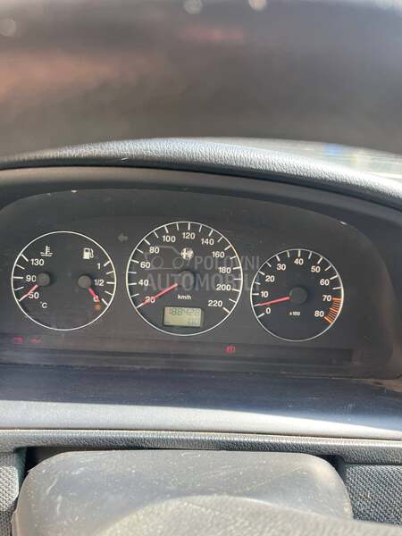 Alfa Romeo 146 