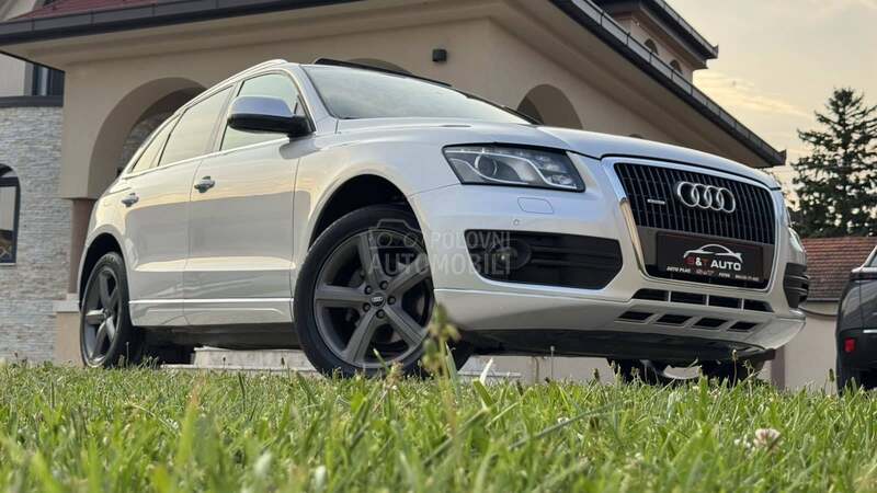Audi Q5 NAV PAN0 QUATTR0