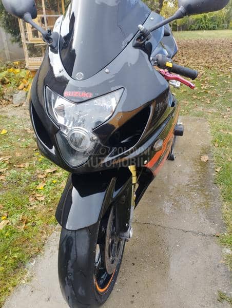 Suzuki gsxr 750