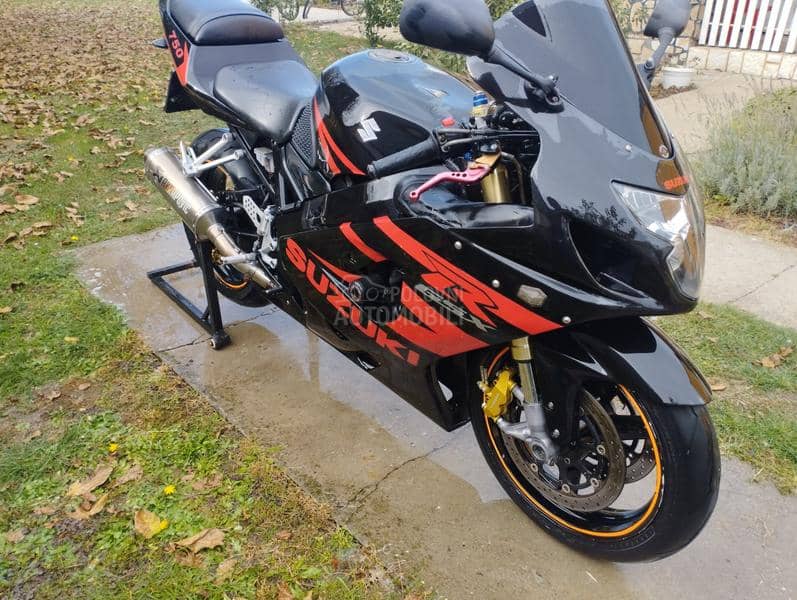 Suzuki gsxr 750