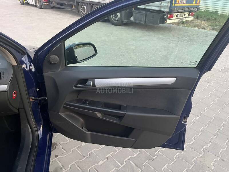 Opel Astra H 1.7CDTi