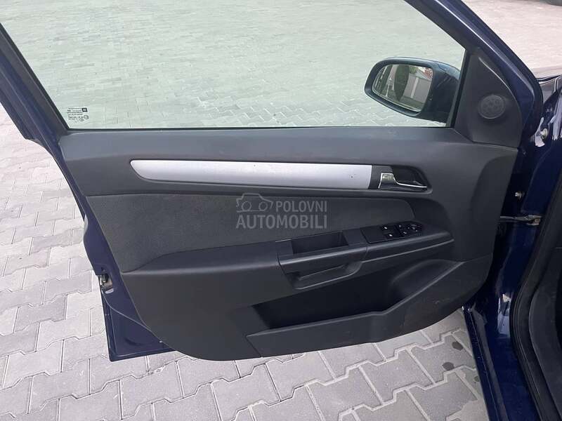 Opel Astra H 1.7CDTi
