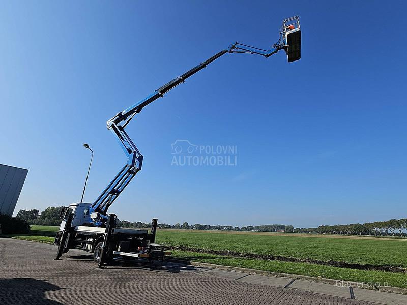 Mercedes Benz 1927 PLATFORMA 32m