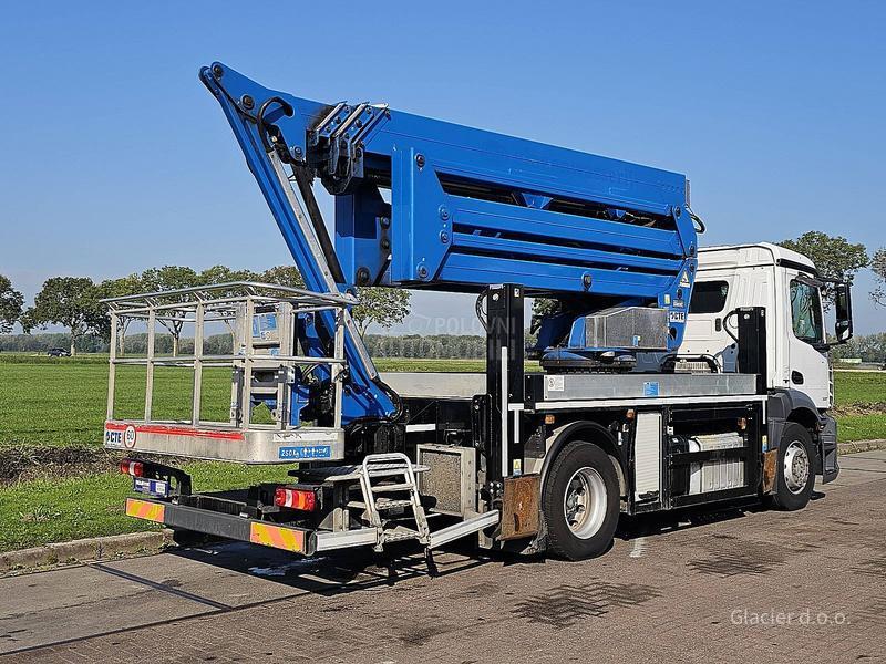 Mercedes Benz 1927 PLATFORMA 32m