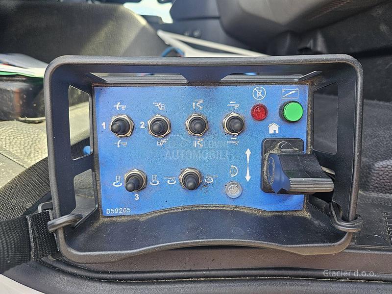 Mercedes Benz 1927 PLATFORMA 32m